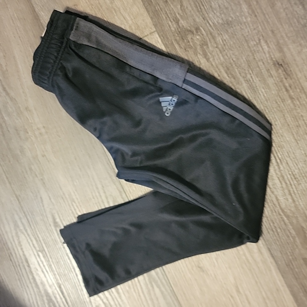 Adidas joggers